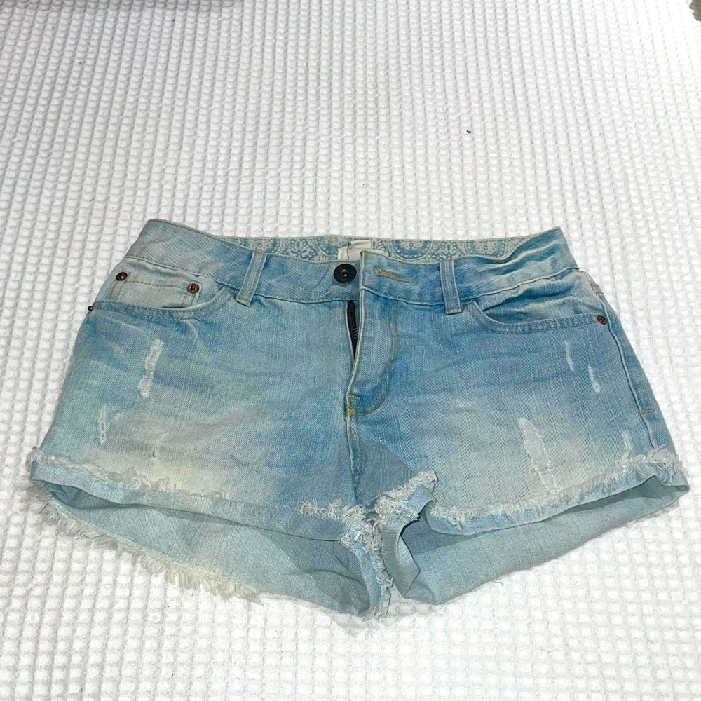 Forever 21 Short shorts